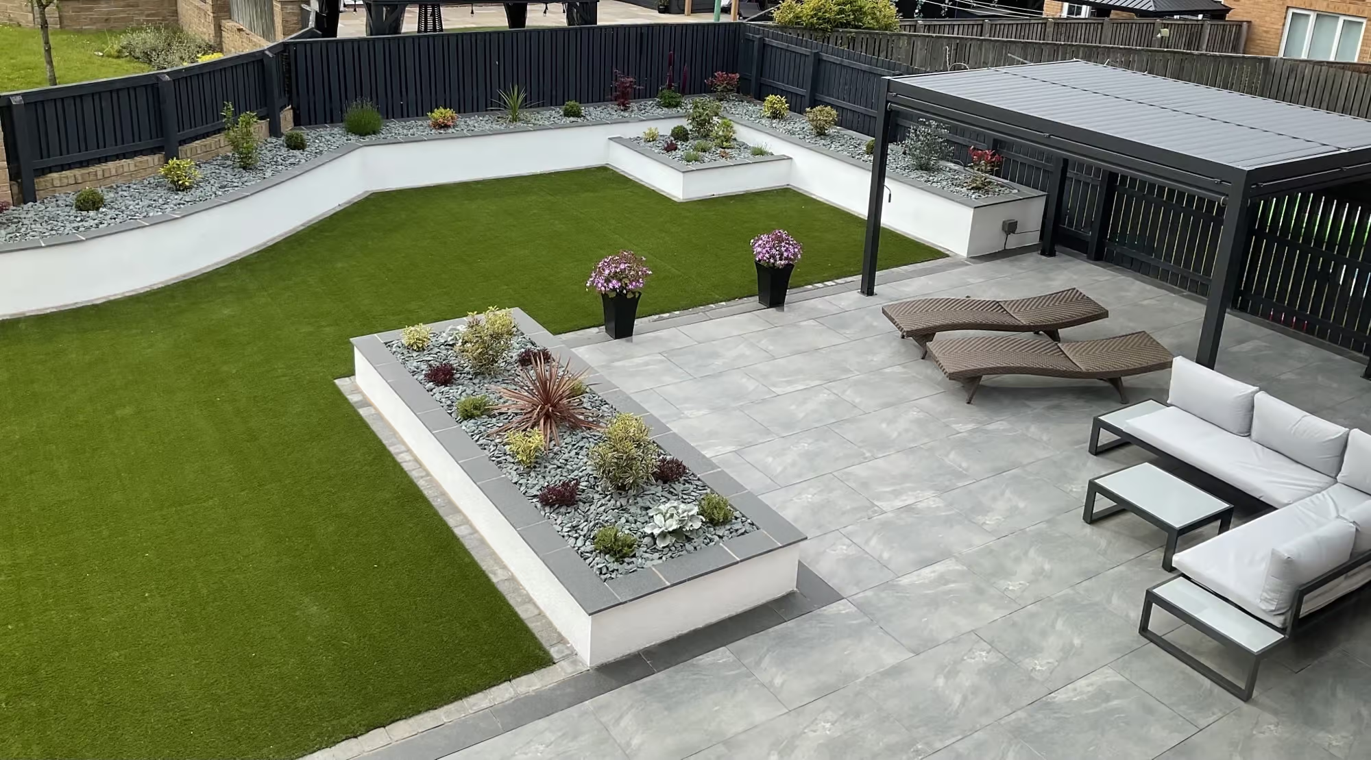 Complete Outdoor Transformations: From Concept to Cultivation